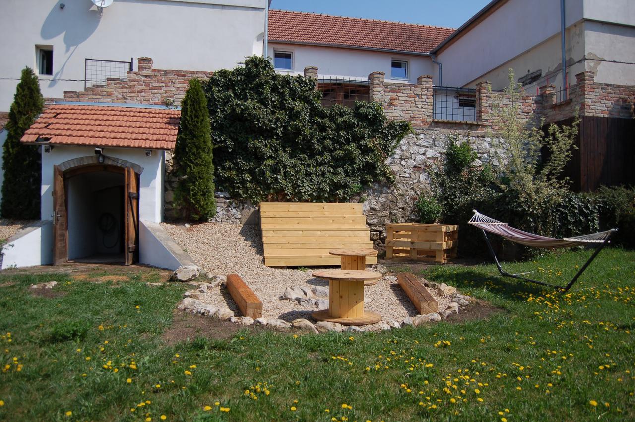 Slavia Penzion Mikulov Exterior photo