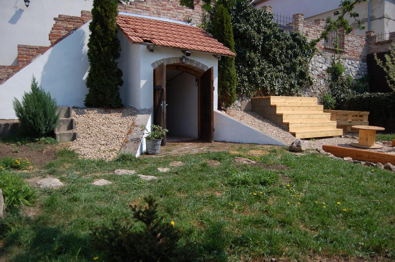 Slavia Penzion Mikulov Exterior photo